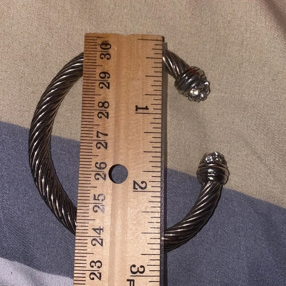 Fashion silver hinge cuff  bracelet with rhinestone - Picture 4 of 9